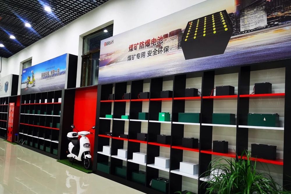 一批磷酸鐵鋰電池被召回：因原材料問題致使電池組短路保護失效