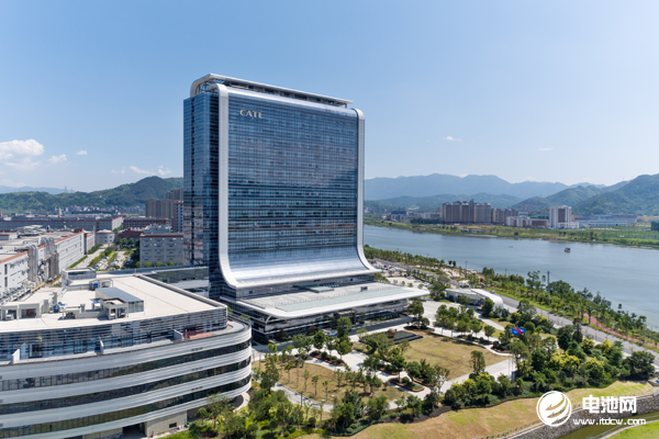 與車企合資項目技改!寧德時代將新增10GWh磷酸鐵鋰電池產能