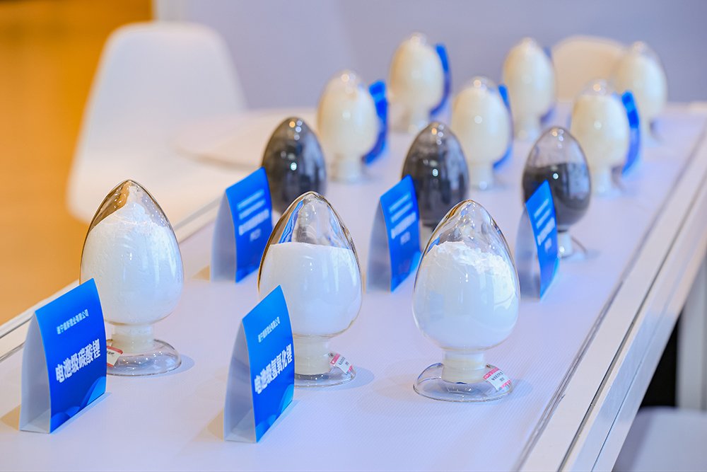 10萬元/噸！碳酸鋰價格關鍵節點再現，上市公司忙鎖單！