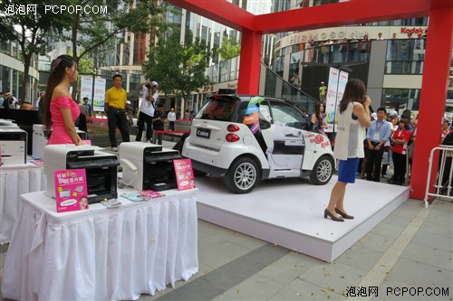 正能量！佳能smart跨界車亮相三里屯 