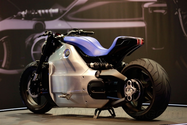 百公里3.4秒！史上最強(qiáng)電動(dòng)摩托霸氣亮相