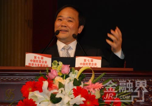 李書福：以創(chuàng)新 技術(shù) 時尚為己任的“極客”新人