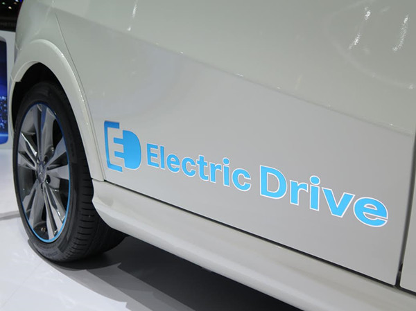 怎一個酷字了得 看看日內瓦車展純電動新車