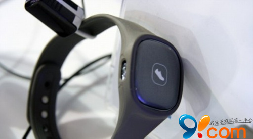 三星德國(guó)低調(diào)開(kāi)賣(mài)智能可穿戴設(shè)備