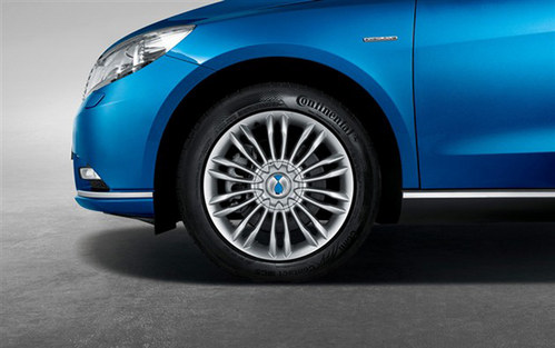 比亞迪和戴姆勒合作產品騰勢電動車上市 售價36.9萬