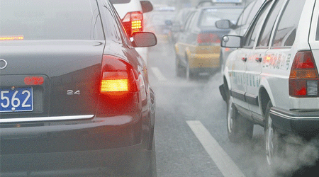 霧霾下的中國(guó)，汽車業(yè)是否會(huì)受到?jīng)_擊呢？