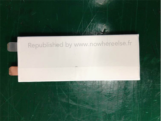 iPhone 6電池曝光 造型怪異多出額外延展空間