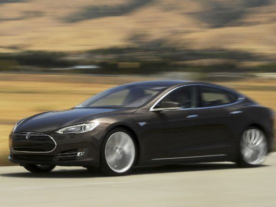  特斯拉：從瀕臨破產到股價飆升1000%的心路歷程