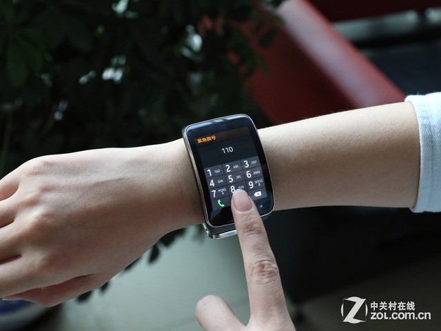 Moto蘋(píng)果難加冕 2014智能穿戴年終回顧 