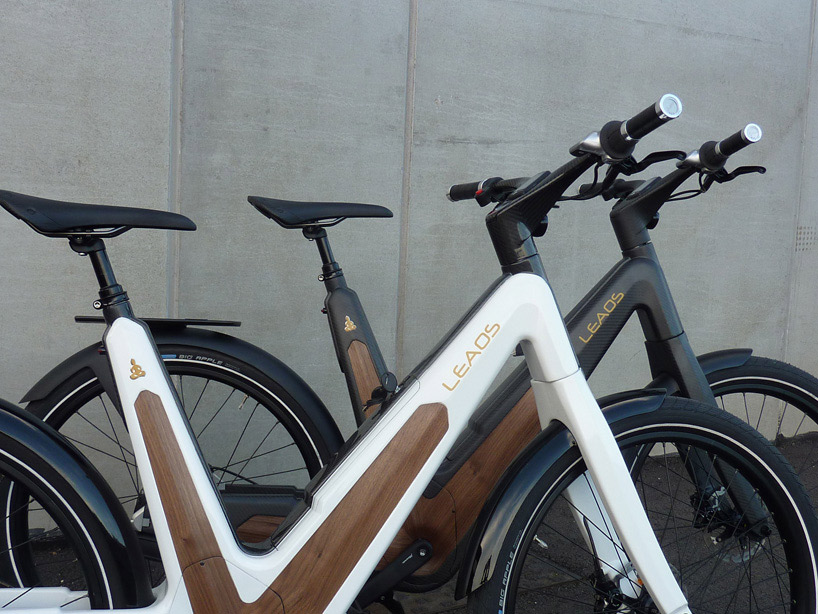 leaos太陽能電動自行車 依靠插電充電電池來驅動