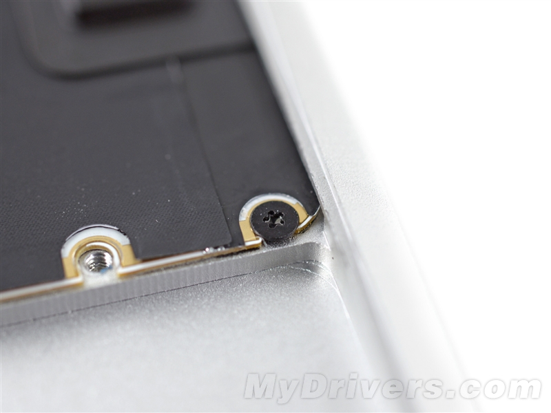 新MacBook完全拆解:蘋果太強大了 新MacBook完全拆解:蘋果太強大了