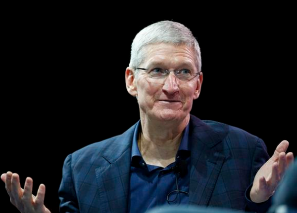 庫(kù)克主導(dǎo)首個(gè)蘋果新品：蘋果手表恐成敗筆