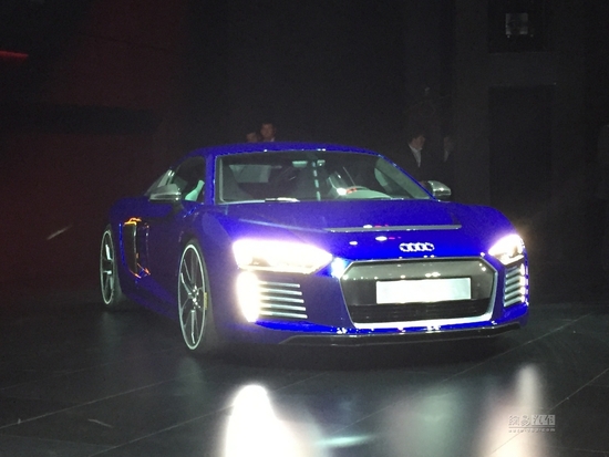 全球首發(fā) 奧迪R8 e-tron自動(dòng)駕駛版發(fā)布