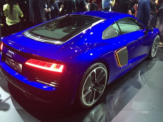 全球首發(fā) 奧迪R8 e-tron自動(dòng)駕駛版發(fā)布