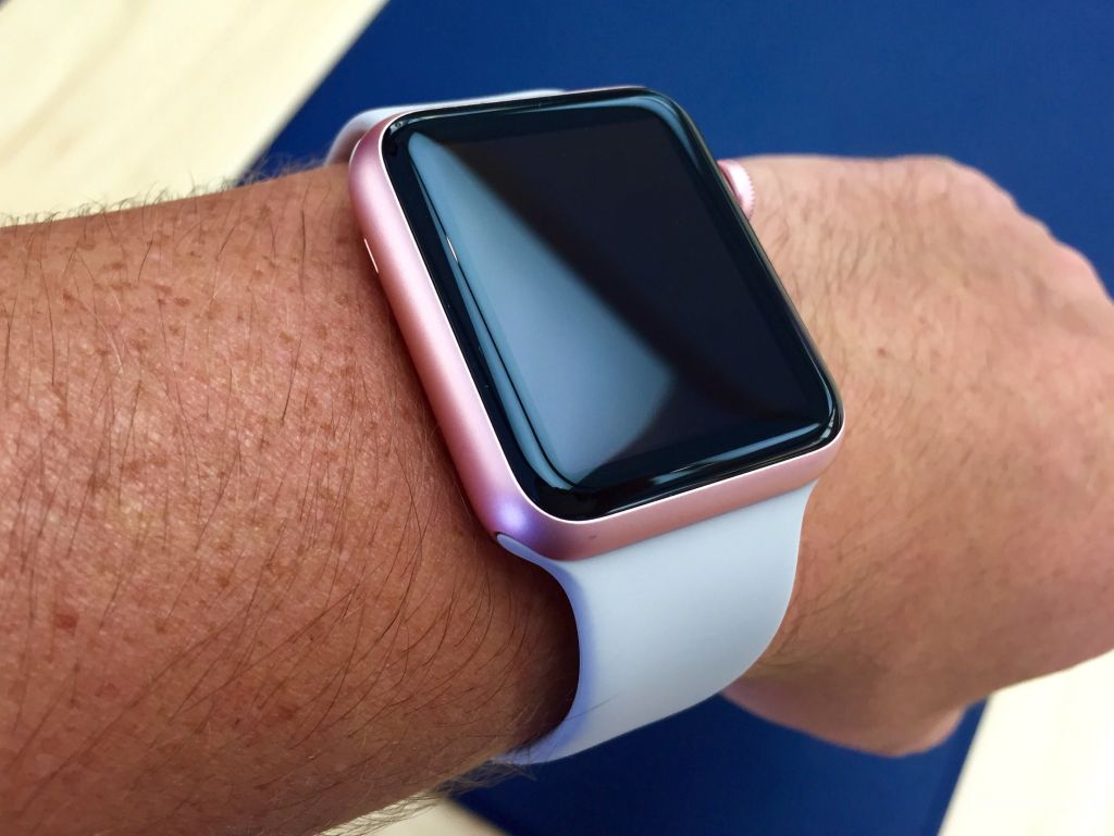 金色和玫瑰金色運動版新蘋果Apple Watch圖賞