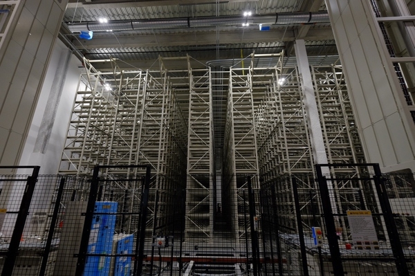 親歷特斯拉Gigafactory超級(jí)工廠開(kāi)幕