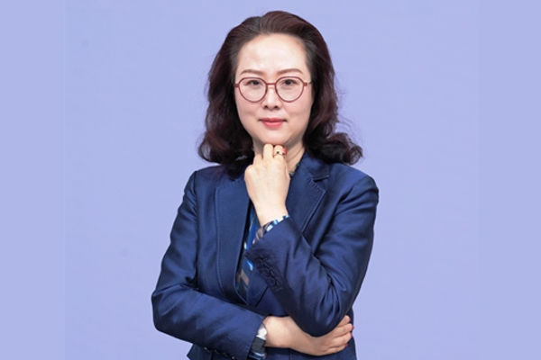 騰遠(yuǎn)鈷業(yè)羅潔：18年深耕與沉淀 商界木蘭書寫鈷業(yè)傳奇