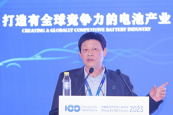 挑戰(zhàn)燃油車(chē)！XFC極速電池賦能電動(dòng)汽車(chē)產(chǎn)業(yè)高質(zhì)量發(fā)展