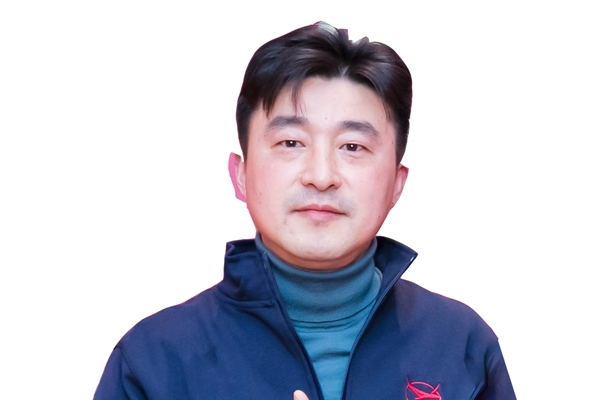 品鷺新材陸華光：愿各位如龍騰飛，事業(yè)步步高升！