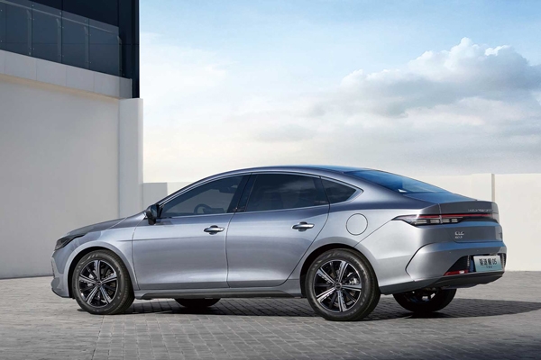 乘聯(lián)會:2月新能源乘用車批發(fā)44.7萬輛 零售38.8萬輛