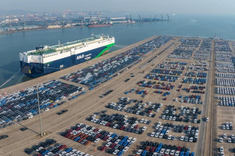 習主席新年賀詞再次提及新能源汽車，傳遞什么信息？