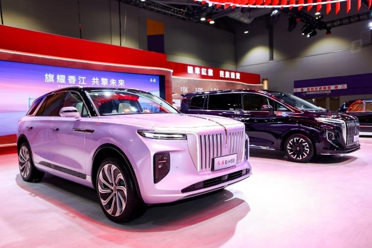 中國(guó)一汽等成立智能機(jī)器人公司 注冊(cè)資本1億元