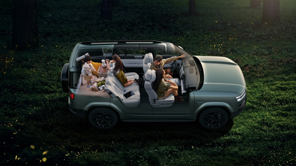 比亞迪“大五座天花板”方程豹鈦7火爆上市 售價17.98萬元起