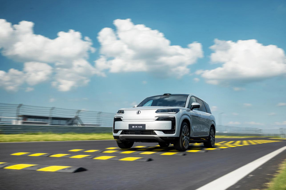 國民女神高圓圓代言!2026款騰勢(shì)N9正式上市,38.98萬元起! 國民女神高圓圓代言!2026款騰勢(shì)N9正式上市,38.98萬元起!