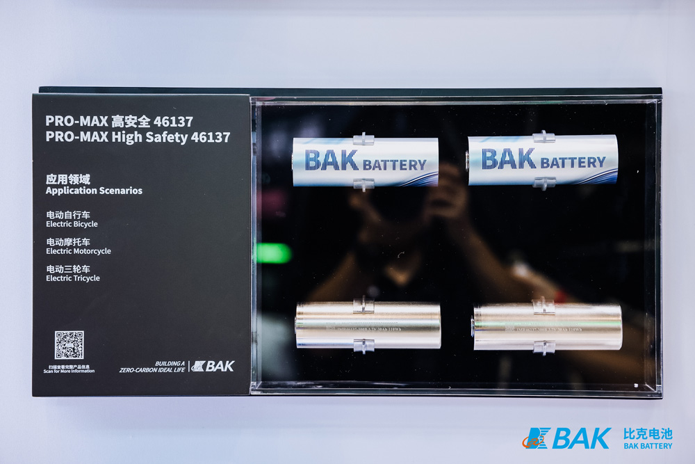 以“真安全+超經(jīng)濟(jì)”雙引擎驅(qū)動(dòng) 比克電池亮相摩博會(huì)