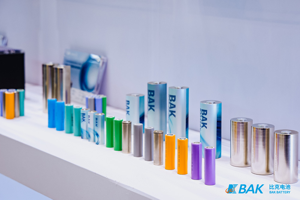 以“真安全+超經(jīng)濟(jì)”雙引擎驅(qū)動(dòng) 比克電池亮相摩博會(huì)