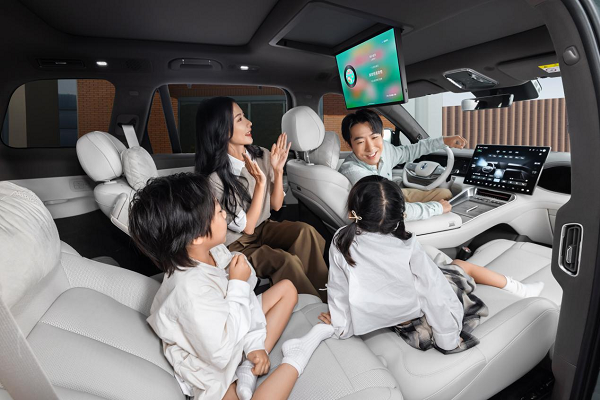 重塑大六座SUV市場新格局 騰勢N8L以31.98萬起正式開啟預售