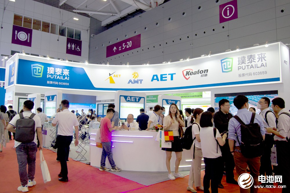 卓越鋁塑膜月均出貨200萬㎡ 25年長壽命高沖深儲能鋁塑膜量產出貨