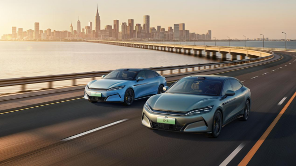 與時(shí)代進(jìn)取者同行！比亞迪漢L唐L補(bǔ)貼后19.48萬(wàn)元