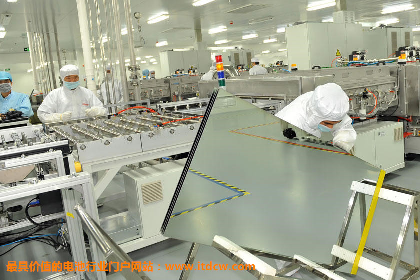 60億港元合約簽訂 漢能光伏全產(chǎn)業(yè)鏈優(yōu)勢形成