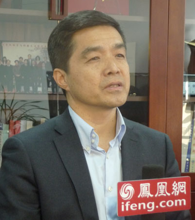 歐陽明高:潛規(guī)則成新能源車發(fā)展攔路虎