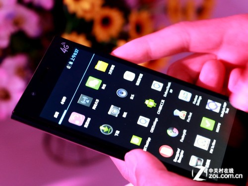 中國好美手機 八核北斗青蔥X1在京發布