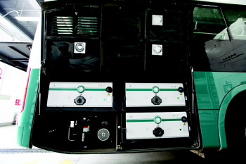 青島市臺(tái)東李村擬設(shè)快速充電樁 服務(wù)純電動(dòng)車