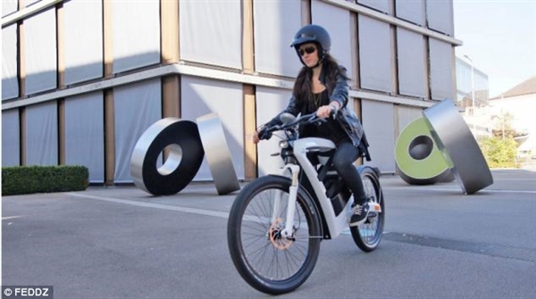 德國(guó)超牛天價(jià)電動(dòng)自行車 外形好眼熟