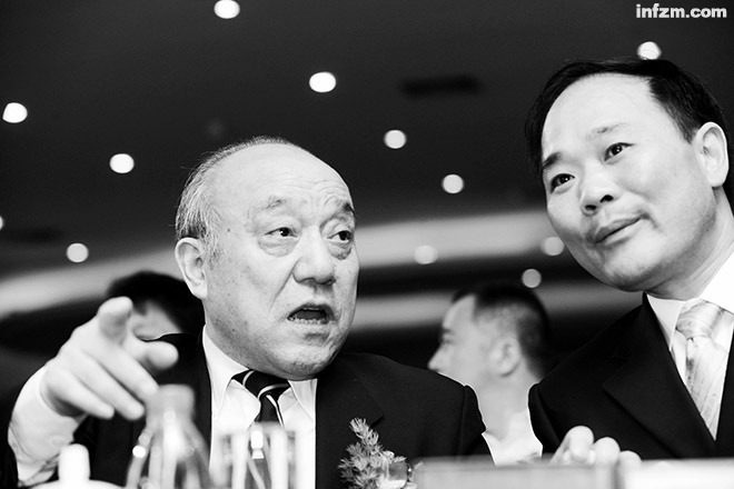 魯冠球（左）和李書福（右），兩個造車的浙江人