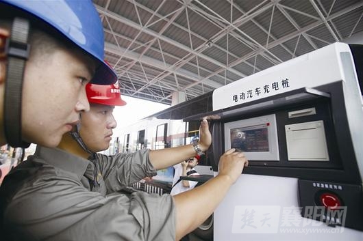 襄陽今年推廣1360輛新能源汽車 400個充電樁年內上崗