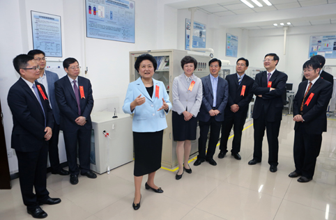 中央政治局委員、國務院副總理劉延東視察清華大學