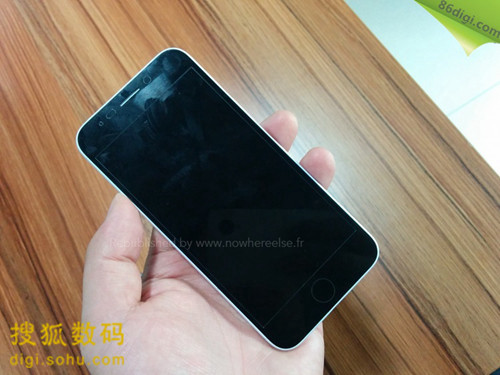 蘋果iPhone 6最新諜照曝光 后蓋或?yàn)槿X合金設(shè)計(jì)