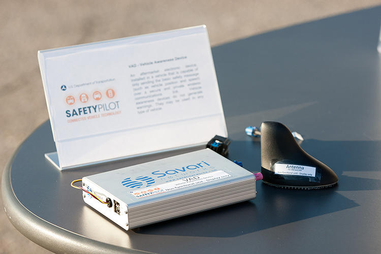 未來交通中 你的手機芯片將可能會是一把保護傘