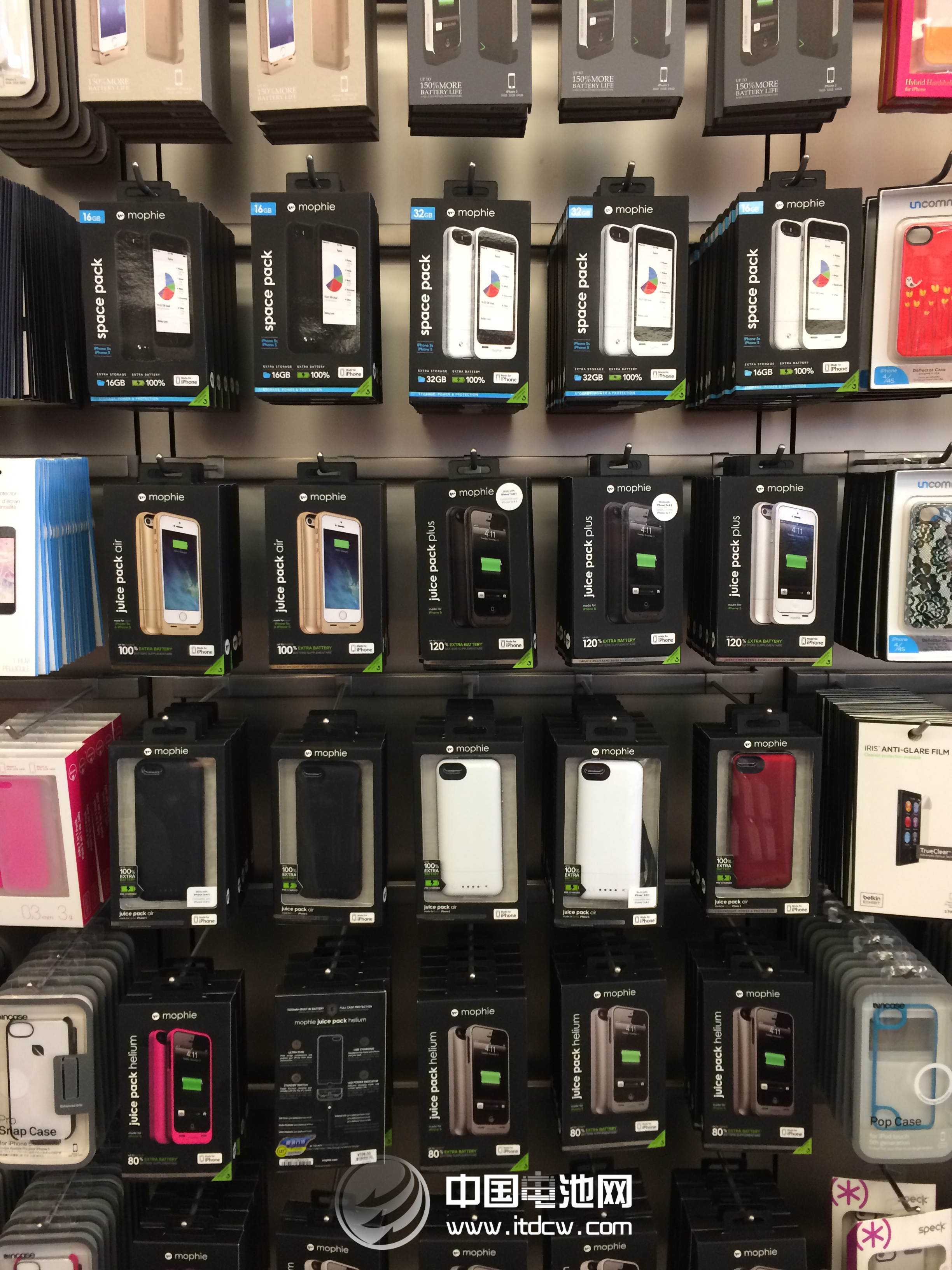 Mophie新款iPhone5s保護(hù)套可增手機(jī)內(nèi)存上市