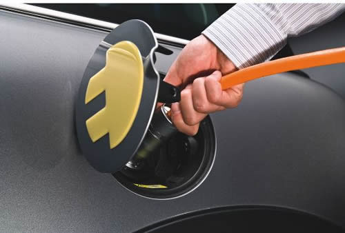 LG化學(xué)在中國(guó)建電動(dòng)汽車(chē)電池生產(chǎn)基地 選址正在進(jìn)行