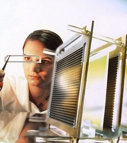 沒油請撒尿 科學(xué)家發(fā)明尿液為燃料的混合動(dòng)力車