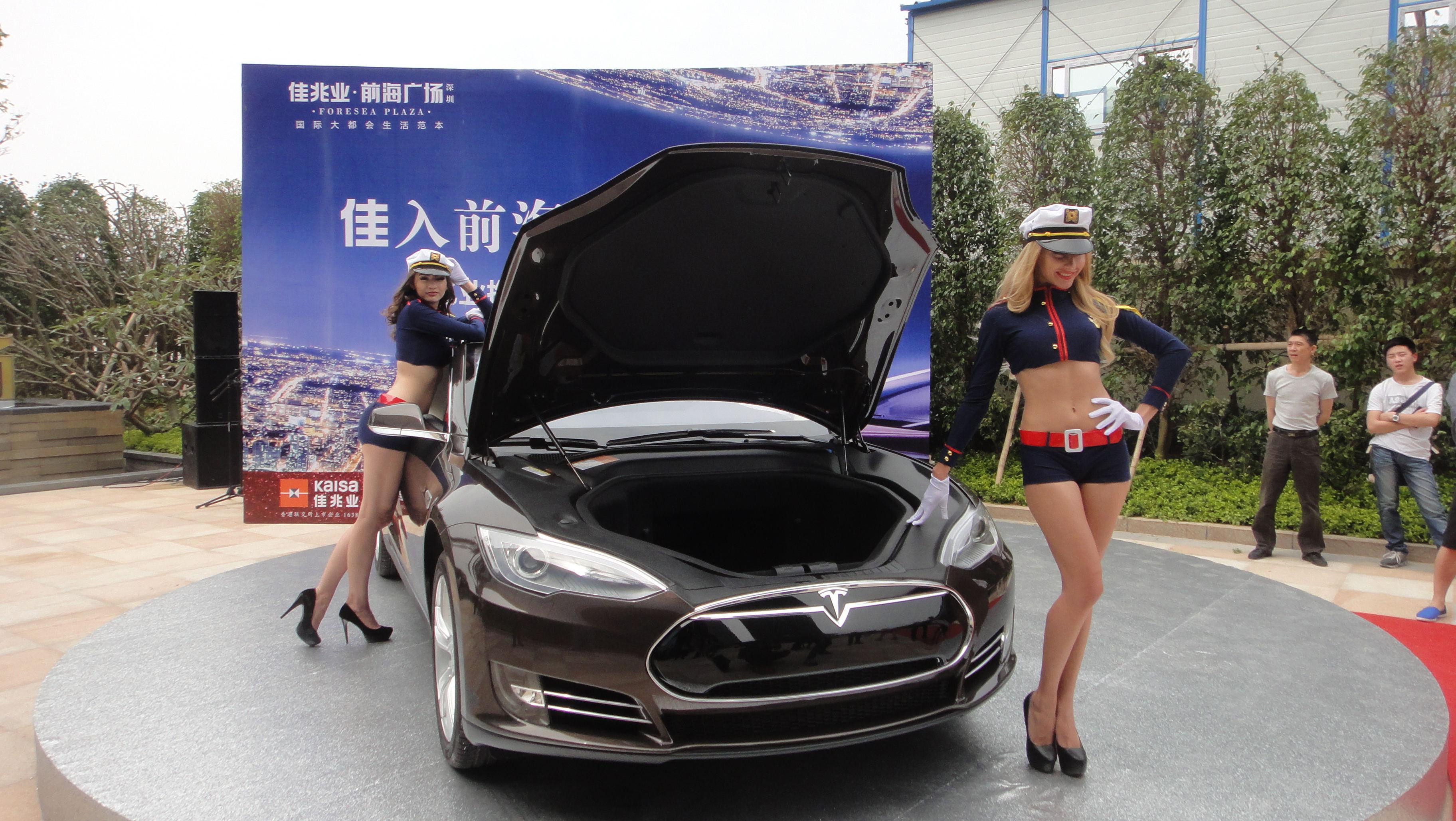 特斯拉或現(xiàn)身合肥新能源車展 500輛電動出租年底上崗