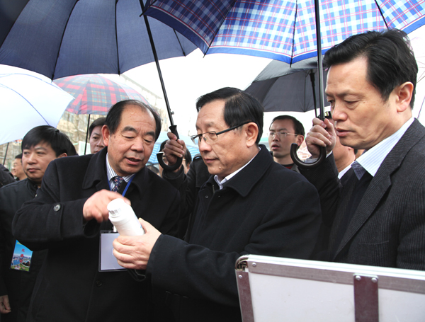 多氟多：太極故里造電池 電動(dòng)汽車(chē)“強(qiáng)心”路 