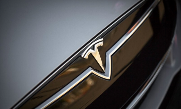 特斯拉宣布新車計劃 2016年推小型電動車Model 3