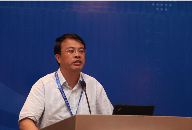 余卓平：社區(qū)建樁低谷充電是電動(dòng)汽車充電基礎(chǔ)